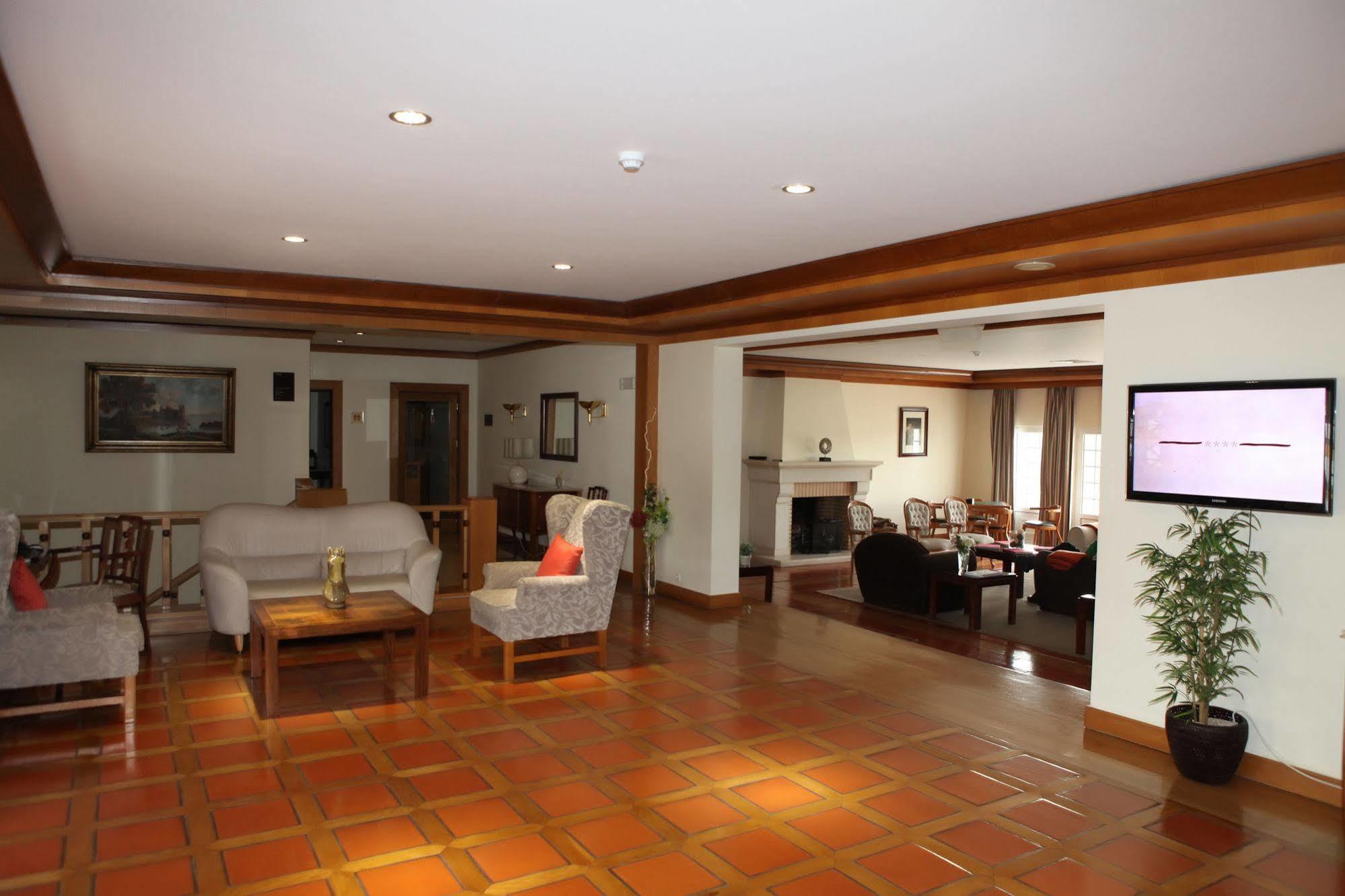 Hotel Segredos De Vale Manso Martinchel Exterior photo